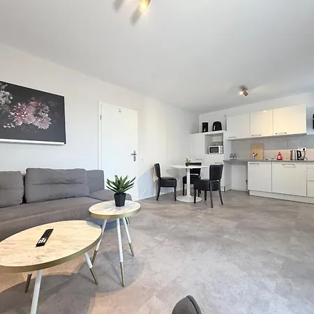 Joel Living Ahlem Appartement Hannover