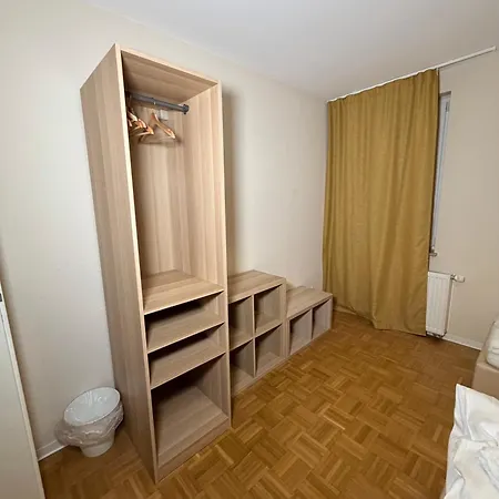 Joel Living Ahlem Ανόβερο