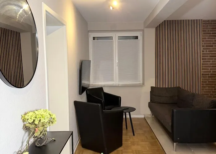 Joel Living Ahlem Apartment *